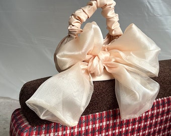 Bag with large bow | trendy bag with bow | evening bag | wedding purse | handmade satin bag | bag for party