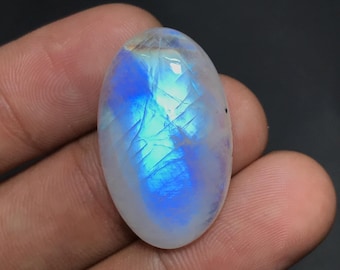 Oval Moonstone Cabochon: Natural Gemstone for Jewelry Making (30x18x7mm, 29.30cts) M-005