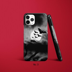 Custodia per telefono a forma di pipistrello, custodia per telefono a tema Halloween, custodia per iPhone 17, 16, 15, 14 Pro con tema natura selvaggia, custodia spettrale per Samsung Galaxy S25 Ultra, custodia per Google Pixel 9 immagine 4