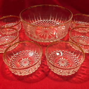 Arcoroc Glass Bowl Set, 7 Piece Set, Made in France, Starburst Pattern with Gold Trim, 1950s