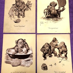 Könnte beinhalten: Vier Vintage-Drucke mit Affenillustrationen in Sepiatönen. Die Drucke zeigen Affen in verschiedenen Szenarien, darunter Segeln, Baden und Interaktion mit anderen Tieren. Jeder Druck hat eine Bildunterschrift, wie z. B. "Co-operation."