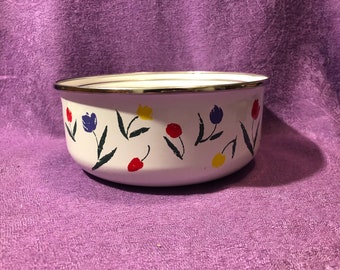 Kobe Kitchen Enamelware Metal Nesting Bowls x3, Floral Tulip Pattern, Red, Blue, Yellow, and Green Flowers, White Bowls with Silver Rim