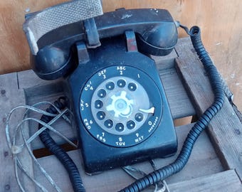 Vintage dial telephone/ old telephone