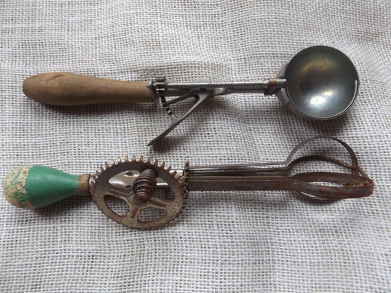 Vintage Metal Ice Cream Scooper Rustic Scoop Farmhouse Kitchen Home Party Decor Vintage Metal Ice Cream Scooper Rustic Scoop Farmhouse Kitchen Home Party Decor