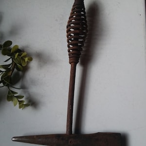 Vintage welding chipping hammer/Antique welding chipping hammer