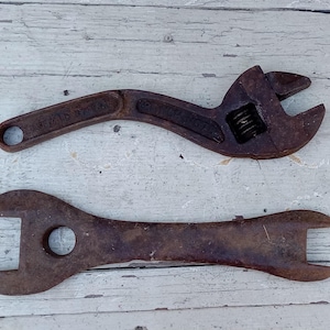 Wrenches/ old tools/ Vintage tools/ Vintage wrench/Antique wrenches/ adjustable wrench/curved wrench