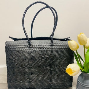 Medium Basket Tote bag