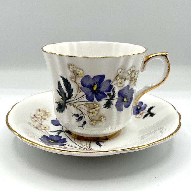 Vintage Windsor Bone China Made in England Tea Cup and