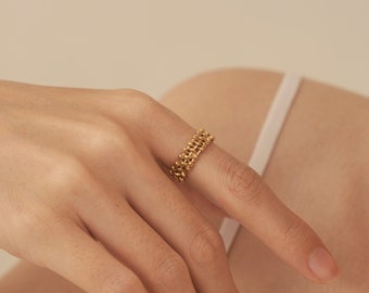 18k Gold Plated twisted band ring, Gold Statement ring, Gold Stacking ring, Gold Adjustable ring, Minimalist ring, Gift for her