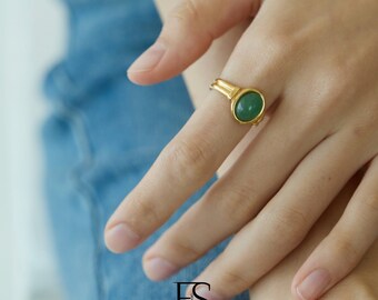 Jade Green Signet Ring, Dainty Gold Aventurine Ring , Gemstone Ring, Gold Statement ring, Water resistant, Tarnish resistant ring