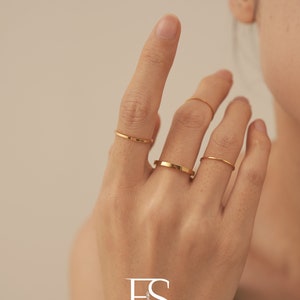 18K Gold Filled Ring, Gold dünner Ring, Goldbandring, Zarter einfacher Ring, Gold stapelbarer Ring, Super dünner minimalistischer Ring, Schichtring