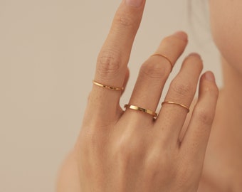 18K Gold Filled Ring, Gold dünner Ring, Goldbandring, Zarter einfacher Ring, Gold stapelbarer Ring, Super dünner minimalistischer Ring, Schichtring