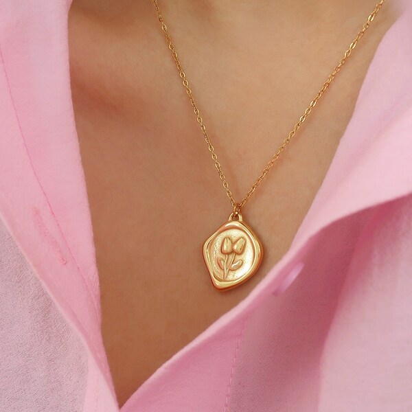 18k Gold Plated Tulip Pendant Necklace; Gold Love Pendant; Charm Flower Necklace; Gift for her; Water resistant; Tarnish free