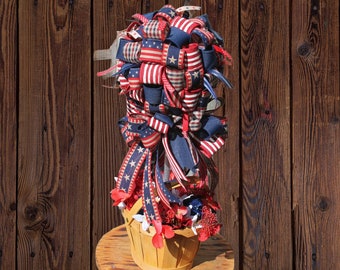 Patriotic Floral Arrangement Topiary, Americana Floral, Housewarming Gift, Hostess Gift, Military Gift