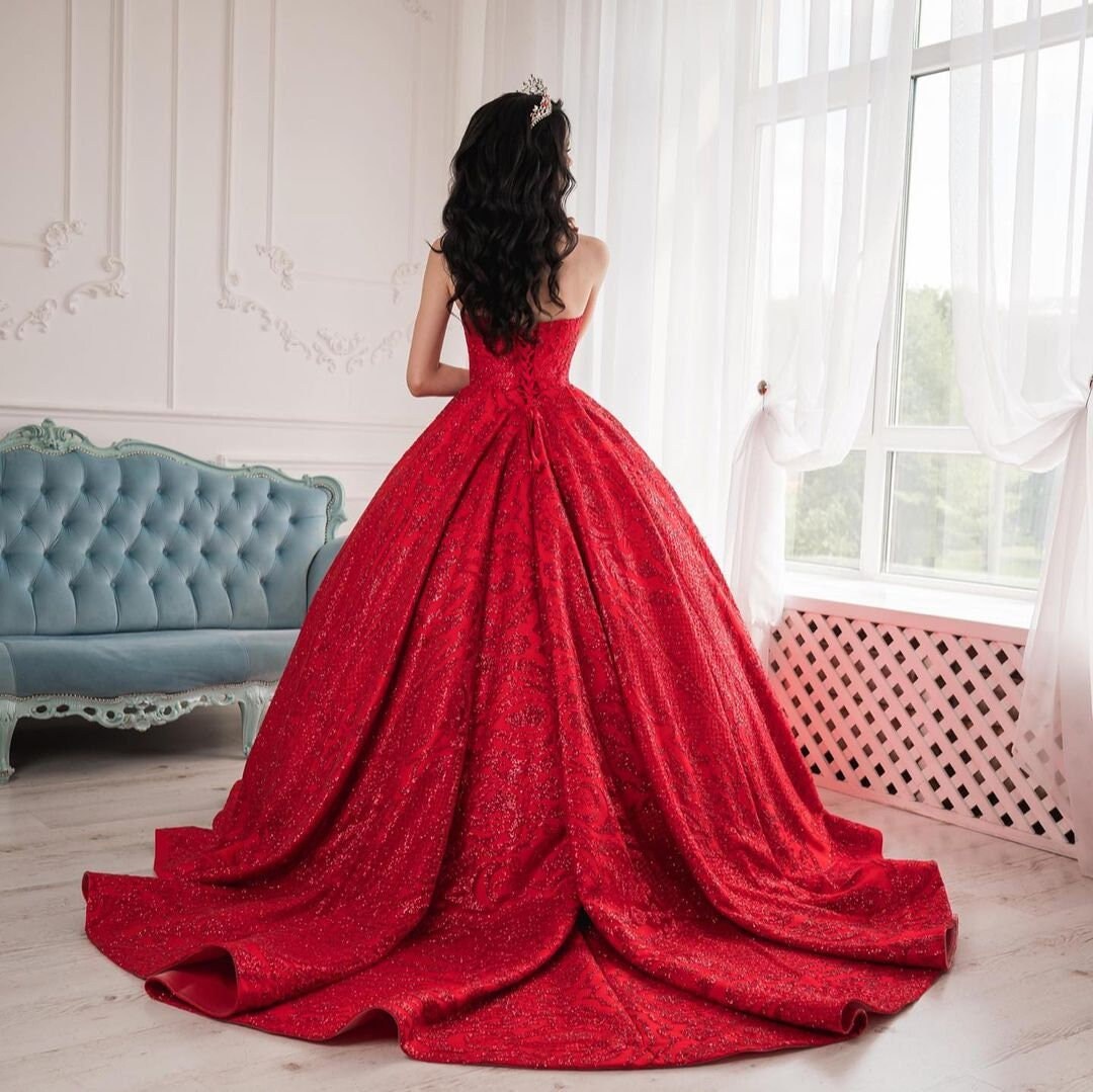 Pretty Princess off the Shoulder Red Sparkle Ball Gown Wedding Dress With  Tiered Skirt and Glitter Tulle Various Styles 