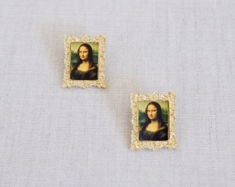 Vintage Earrings, Painting of Mona Lisa earrings, Chic Earrings, Painting Earrings, baroque style  frame oil painting earrings