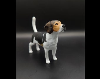 ビーグル犬の子犬の芸術的な陶器のフィギュア 座っている約30cm 新品