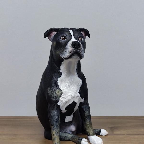 Figurine de chien personnalisée - Statue de bull terrier du Staffordshire - Service de peinture personnalisé - Statue de chien - gâteau pour chien -