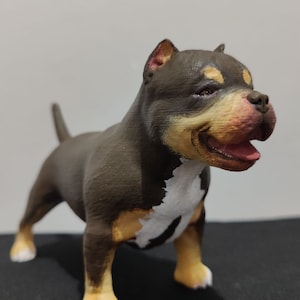 Hunde Tortendeko - American Bully Welpe - Handbemalte Hundefigur - Hundefigur - Hundefigur - Hundefigur - Cake Topper
