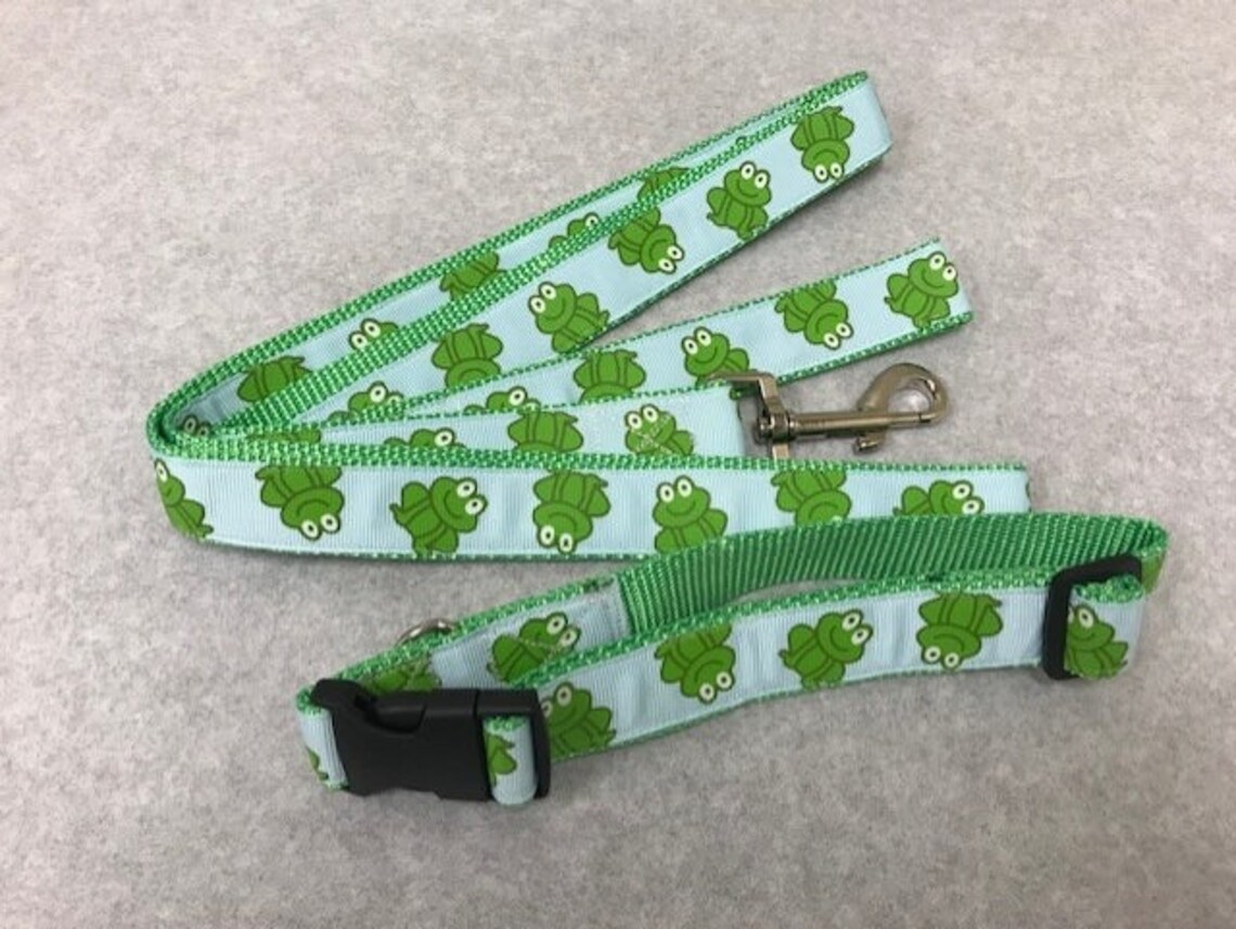 1 Dog Leash & Collar Frogs on Hot Lime Green Etsy