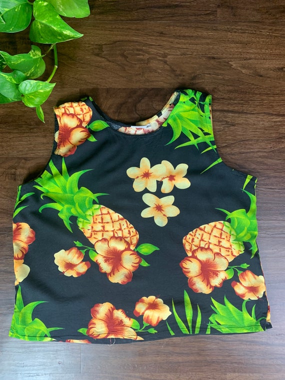 Vintage Makai Beach Tank Top, Black Floral Crop T… - image 2