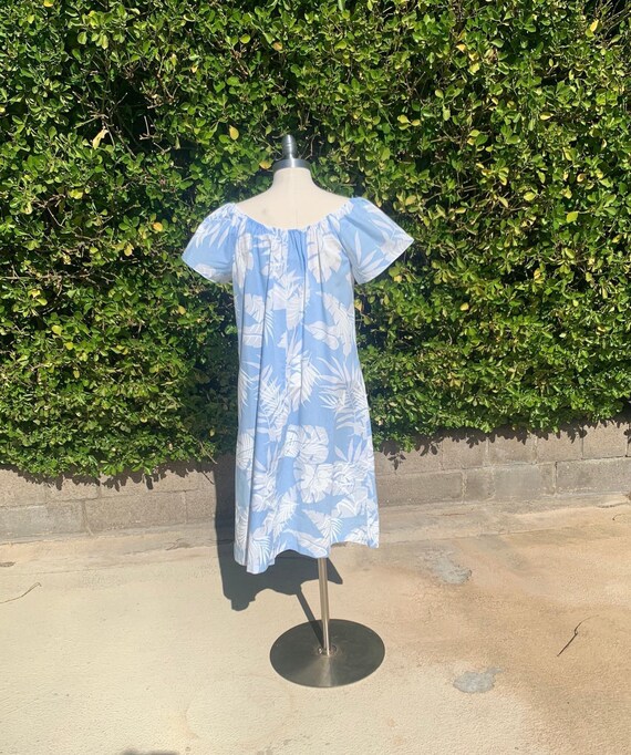 Vintage Hilo Hattie Muumuu, Hawaiian Maxi Dress