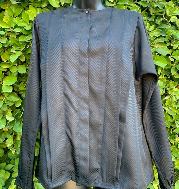 Vintage 90s Liz Claiborne Black Blouse, Button Dow