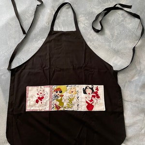 Girlfriend apron