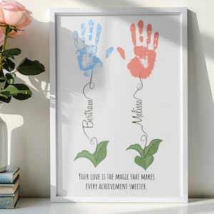 Souvenir d'empreinte de main de noms d'enfants personnalisés, bouquet de fleurs de grand-mère de maman, cadeau pour elle, cadeau d'artisanat de bricolage enfants activité de tout-petits bébé, fête des mères