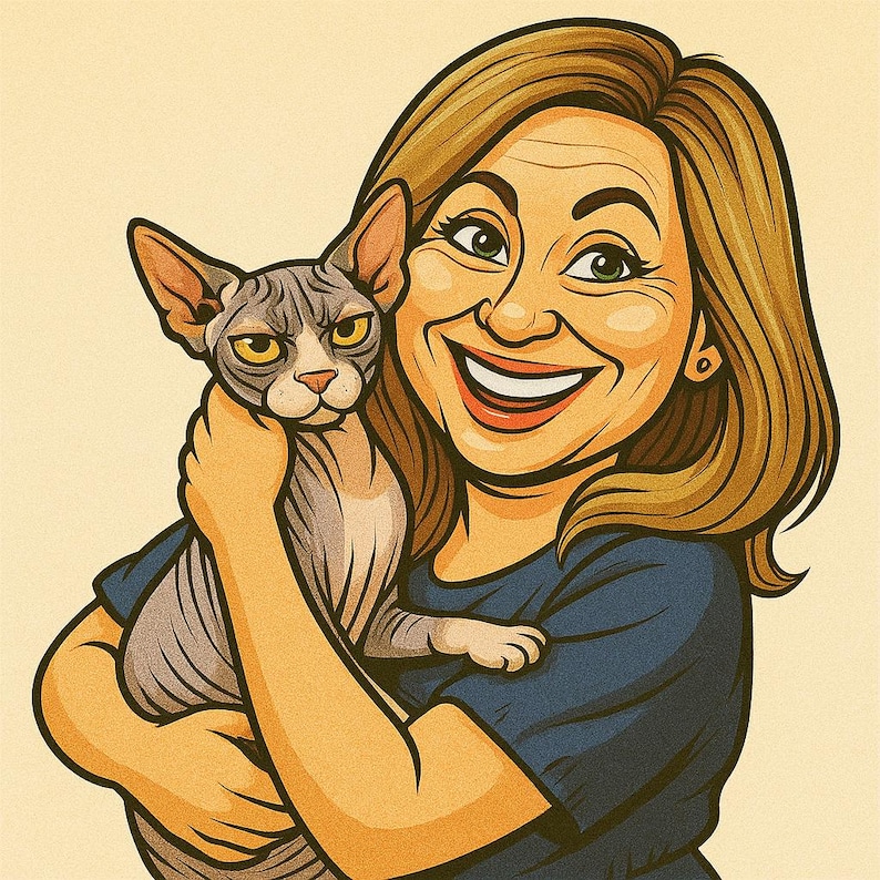 Pu&ograve; includere: Illustrazione a cartoni animati di una donna sorridente con i capelli biondi che tiene in braccio un gatto Sphynx. Il gatto &egrave; grigio e bianco con occhi gialli. La donna indossa una maglia blu. Lo sfondo &egrave; beige chiaro.
