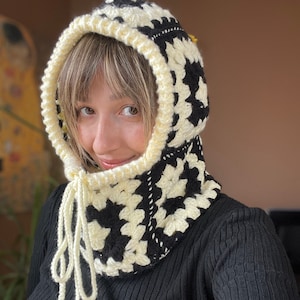 Crochet Balaclava, Granny Square Warm Black Cream Thick Balaclava, Ski Mask Balaclava, Winter Warm Balaclava for Winter, Unisex Balaclava