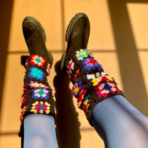 Crochet Leg Warmer, Granny Square Black Leg Warmer, Crochet Socks for Winter,, Unisex leg Warmer, Handmade Legs Warmer, Warm Winter Socks