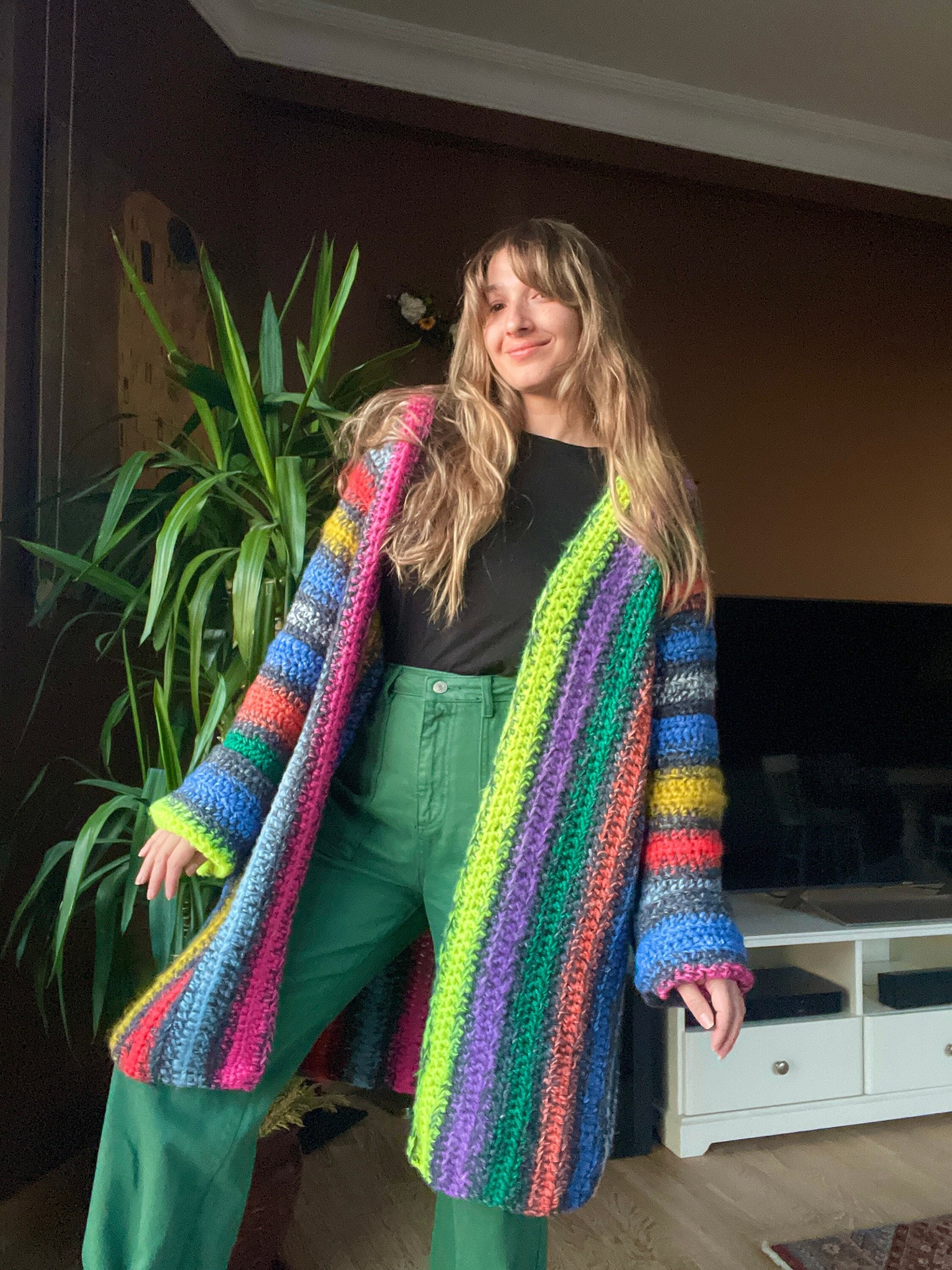 Fuzzy Rainbow Tie Dye Hand Knit Sweater, Pastel Cardigan Women, Modern  Crochet Cardigan Sweater, Cozy Cardigan Knitting, Cardigan Oversized