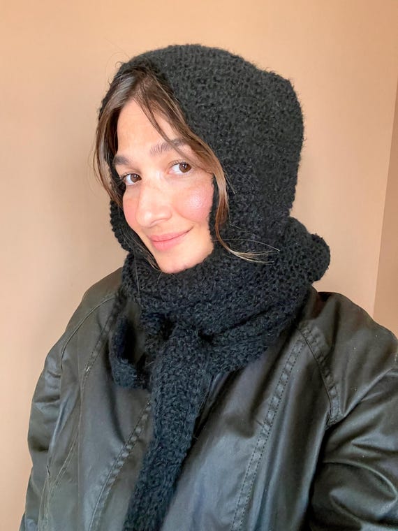 Hand-knit Hooded Scarf – 3-color Chunky Winter Hood, Cozy Wool