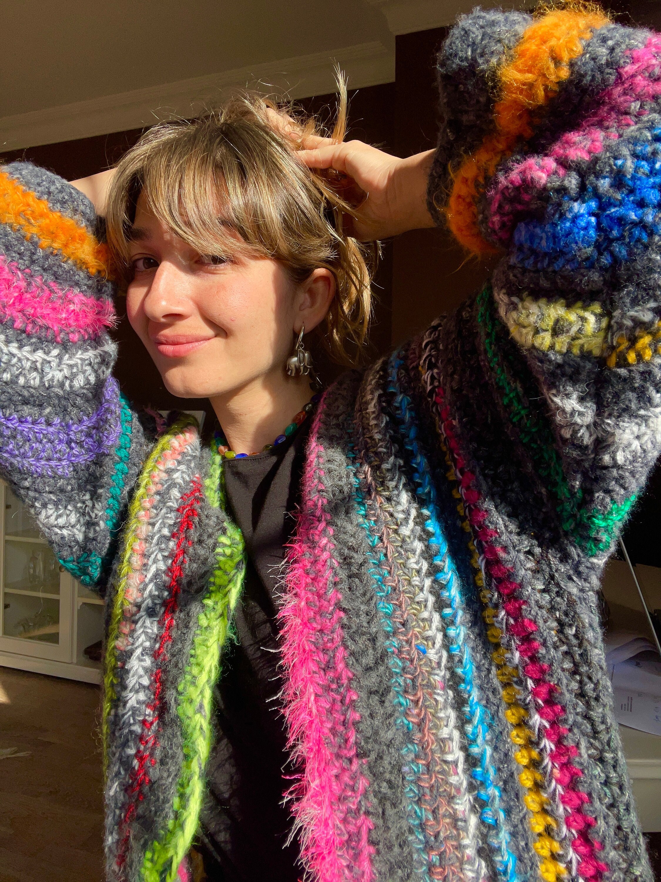 お花模様編み紫ピンクミックスカラーハンドメイド手編みニットオーバー  