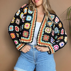 Handmade Crochet Granny Square Cropped Cardigan, Boho Patchwork Knit Jacket for Everyday Outfits