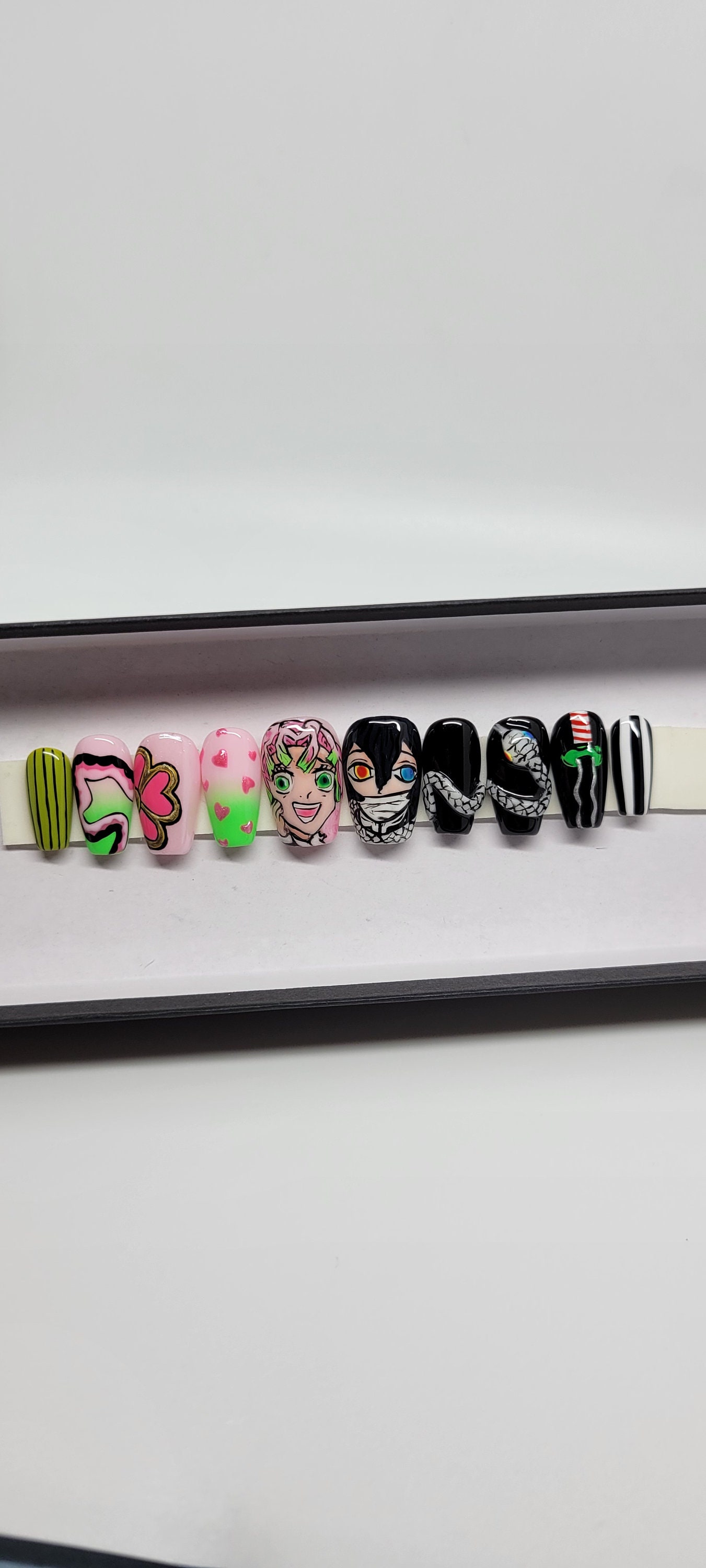 Inspired Mitsuri Kanroji/Snake Obanai Iguro press on Nails