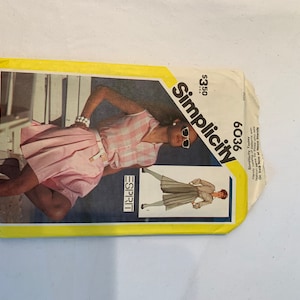 Vintage 1983 Simlicity sewing pattern 6036 size 14 wide leg shorts or culottes