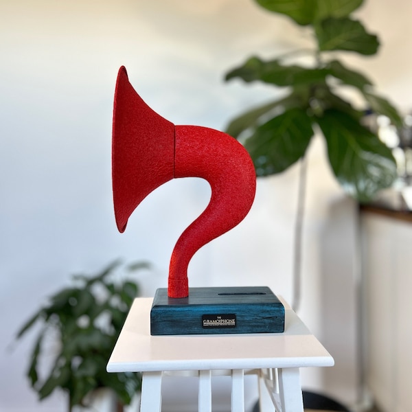 Unique Gift for the Home, Furniture and Home Decor, Acoustic iPhone Speaker, Gramophone iPhone Passive Speaker, Valentine Home Decor