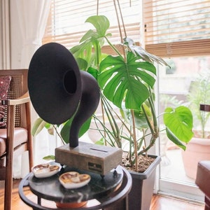Acoustic iPhone Speaker Gramophone, Music Box, Gift for New Home, Handmade Housewarming Gift, Iphone Amplifier, Favourite Song Gifts for Him