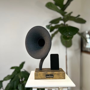 Acoustic iPhone Speaker, Gramophone iPhone Passive Speaker, Valentine Home Decor, Valentines Day Gift, Valentines Day Decor, Home Gift image 4