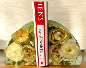 Custom Resin Book Ends with Dried Wedding Flowers: Bouquet Preservation