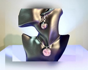Custom Wedding Flower Preservation: Resin Jewelry - Necklace, Earrings, Tie Clip, Ring
