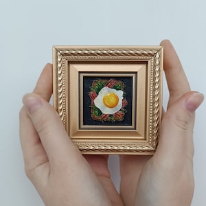 Spek en ei schilderij olieverfschilderij schilderij ei toast miniatuur schilderij stilleven schilderij voedsel olieverfschilderij klein schilderij 2 x 2 schilderij