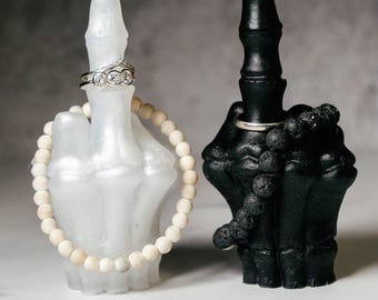 Skull Hand Ring Holder: Gothic Jewelry Display - Middle Finger