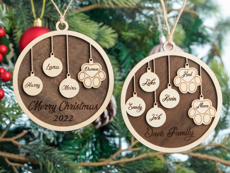 Personalized Family and Pet OrnamentFamily Ornament image 1