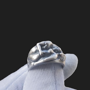 Elegant Silver Embrace Ring - Romantic Gift for Her, Lovers Hugging Ring, valentines day gift for her  Romantic couple ring, love ring