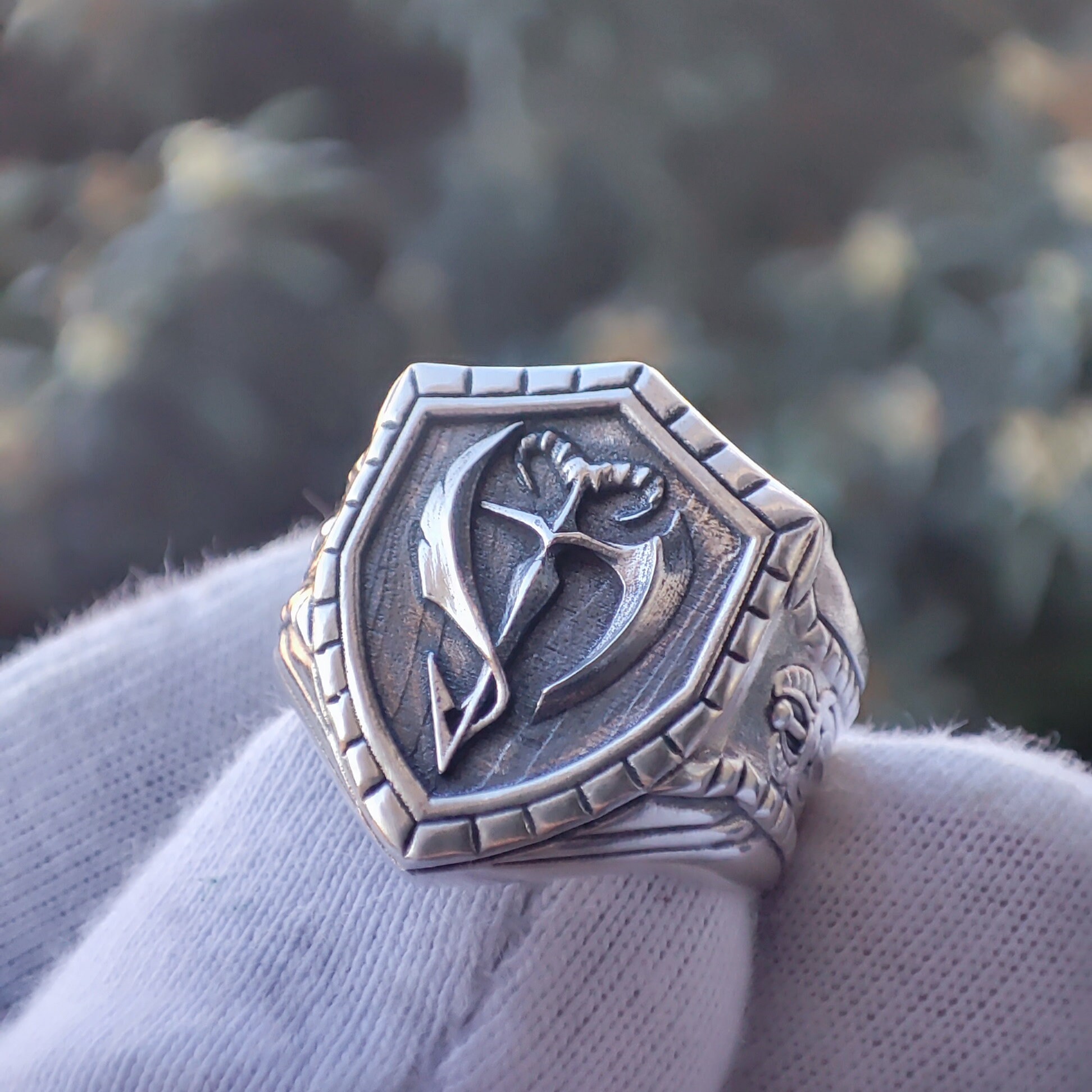 デビル メイ クライ、デビル メイ クライ シルバー リング