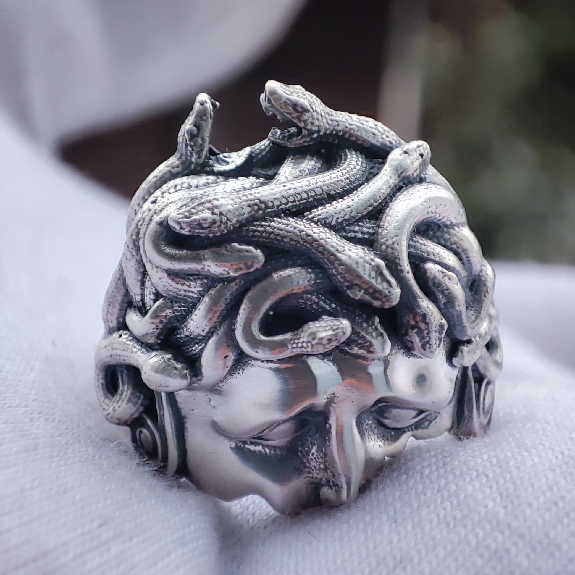 Anillo de medusa sale