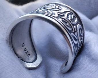 Devil May Cry,  V Ring, Devil May Cry 5,  Devil May Cry 5 V Replica Ring, V Silver DMC Ring, Devil May Cry V Adjustable Ring